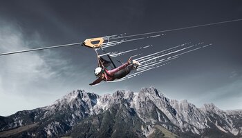 frau auf dem flying fox xxl | © Saalfelden Leogang Touristik GmbH